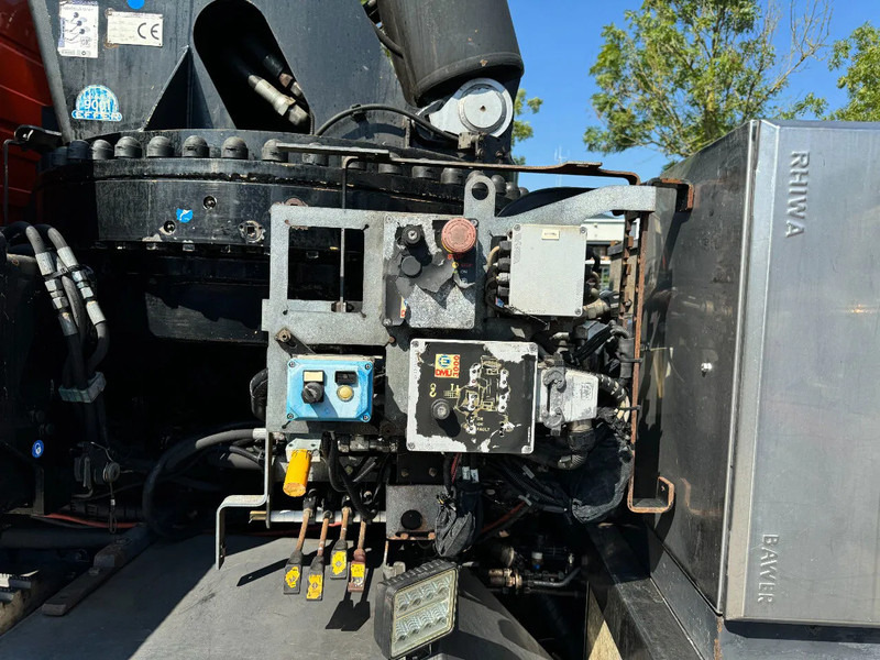 Trækker Scania R560 V8 8X2 + EFFER CRANE 1550 6S + FLYJIP 6XHYDR + REMOTE + WINCH: billede 11 Trækker Scania R560 V8 8X2 + EFFER CRANE 1550 6S + FLYJIP 6XHYDR + REMOTE + WINCH: billede 11