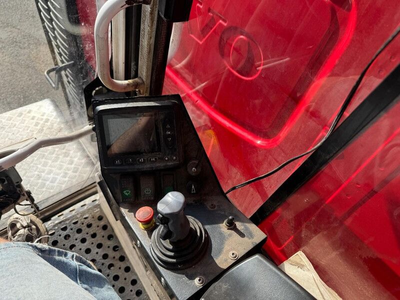 Leje en Volvo FH 16.750 6X4 EURO 6 + EPSILON S260Z + CABIN: EPSCAB (PALFINGER) Volvo FH 16.750 6X4 EURO 6 + EPSILON S260Z + CABIN: EPSCAB (PALFINGER): billede 9
