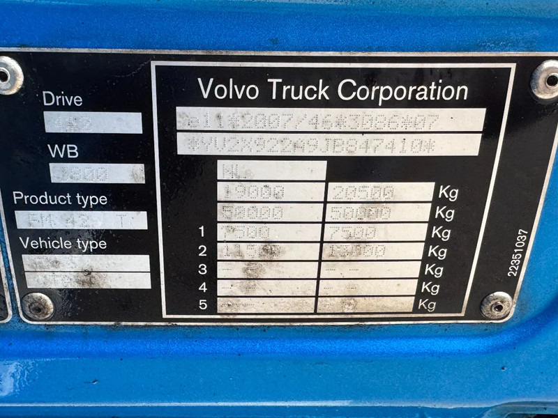 Trækker Volvo FM 370 4X2 EURO 6 SKIRTS SPOILERS I-SHIFT: billede 14