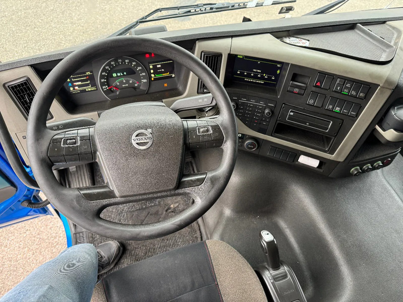Trækker Volvo FM 370 4X2 EURO 6 SKIRTS SPOILERS I-SHIFT: billede 9