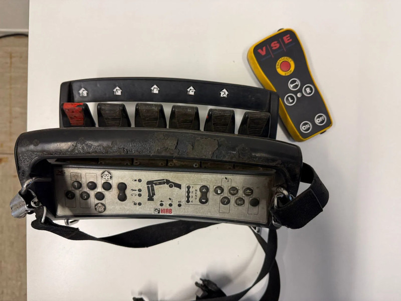 Van Hool VHLO-205 AN, HIAB 099E-1HIPRO REMOTE CONTROLE - Åben sættevogn: billede 3 Van Hool VHLO-205 AN, HIAB 099E-1HIPRO REMOTE CONTROLE - Åben sættevogn: billede 3