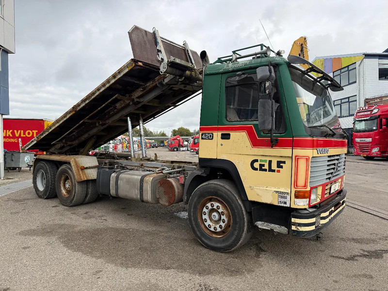 Volvo FL 12.420 6X2 MANUAL GEAR / FULL STEEL SUSP. / 10 TYRES / HUB REDUCT. + CABLELIFT TIPPER + CONTAINER FLATBED - Lastbil med wirehejs: billede 3 Volvo FL 12.420 6X2 MANUAL GEAR / FULL STEEL SUSP. / 10 TYRES / HUB REDUCT. + CABLELIFT TIPPER + CONTAINER FLATBED - Lastbil med wirehejs: billede 3