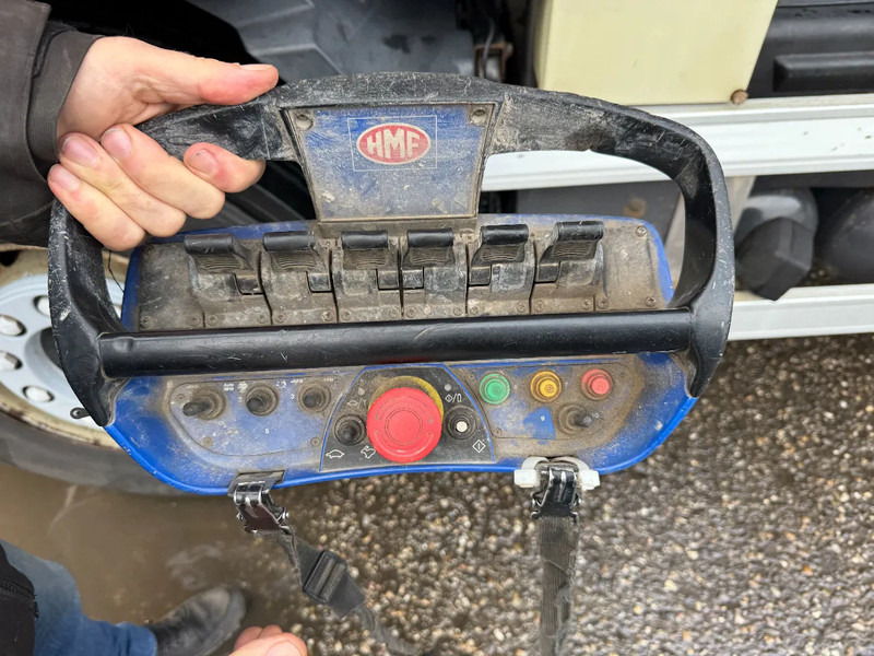 Volvo FM 420 8X2 EEV + HMF 2420-K3 + REMOTE + 5E & 6E FUNCTIE - Lastbil med lad, Lastbil med kran: billede 5 Volvo FM 420 8X2 EEV + HMF 2420-K3 + REMOTE + 5E & 6E FUNCTIE - Lastbil med lad, Lastbil med kran: billede 5