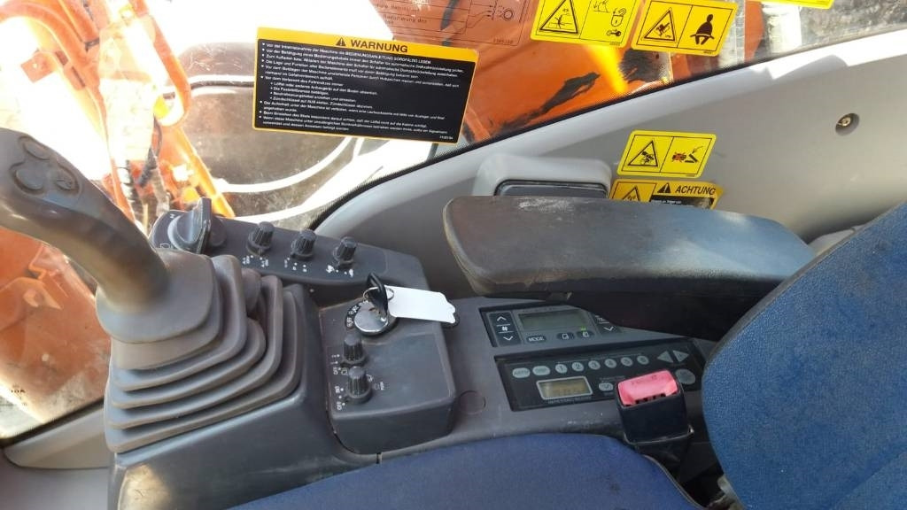 HITACHI ZX 210LC - Bæltegravemaskine: billede 5 HITACHI ZX 210LC - Bæltegravemaskine: billede 5