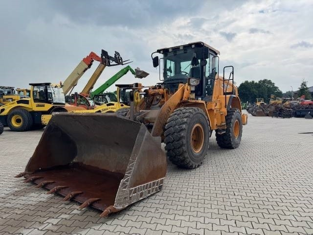 HYUNDAI HL 955A - Gummihjulslæsser: billede 1 HYUNDAI HL 955A - Gummihjulslæsser: billede 1