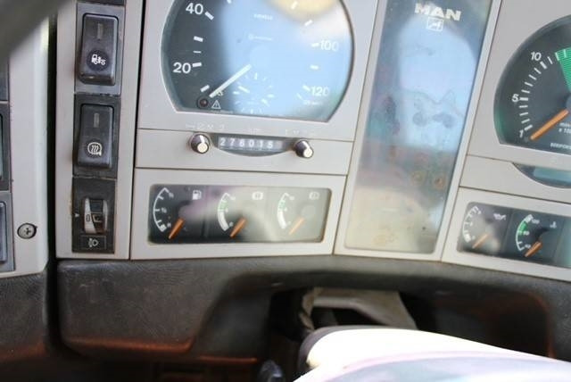 MAN M 2000 - Fejebil: billede 4 MAN M 2000 - Fejebil: billede 4