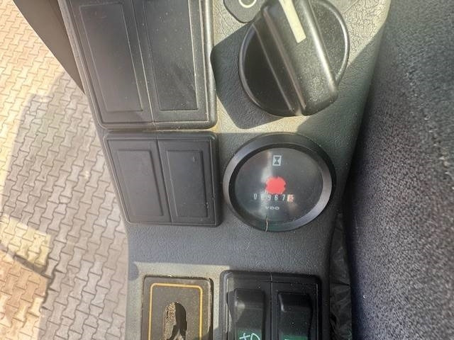 Hjulgravemaskine Volvo EW 180 B: billede 9