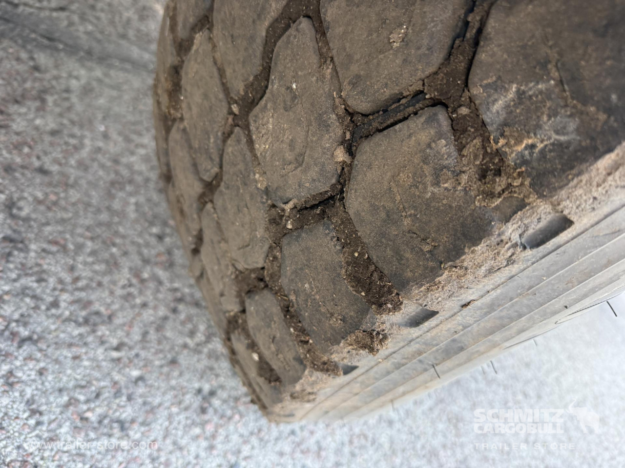 KAESSBOHRER Tipper Steel half pipe body 27m³ - Tipvogn sættevogn: billede 2 KAESSBOHRER Tipper Steel half pipe body 27m³ - Tipvogn sættevogn: billede 2