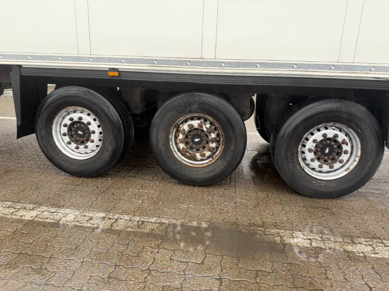 Leje en Schmitz Cargobull 3 aks køletrailer Schmitz Cargobull 3 aks køletrailer: billede 10 Leje en Schmitz Cargobull 3 aks køletrailer Schmitz Cargobull 3 aks køletrailer: billede 10