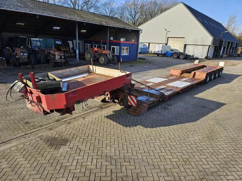 SCHEUERLE STBV 4544 ABFP Scheuerle STBV 4544 ABFP Dieplader 1993 – 4 Assen – 22.7 Ton Laadvermogen – Luchtvering – Trommelremmen- 2 meter uischuifbaar - Nedbygget platform sættevogn: billede 1 SCHEUERLE STBV 4544 ABFP Scheuerle STBV 4544 ABFP Dieplader 1993 – 4 Assen – 22.7 Ton Laadvermogen – Luchtvering – Trommelremmen- 2 meter uischuifbaar - Nedbygget platform sættevogn: billede 1