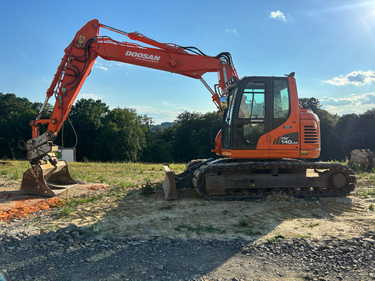 DOOSAN DX 140 LCR-3 - Bæltegravemaskine: billede 1 DOOSAN DX 140 LCR-3 - Bæltegravemaskine: billede 1