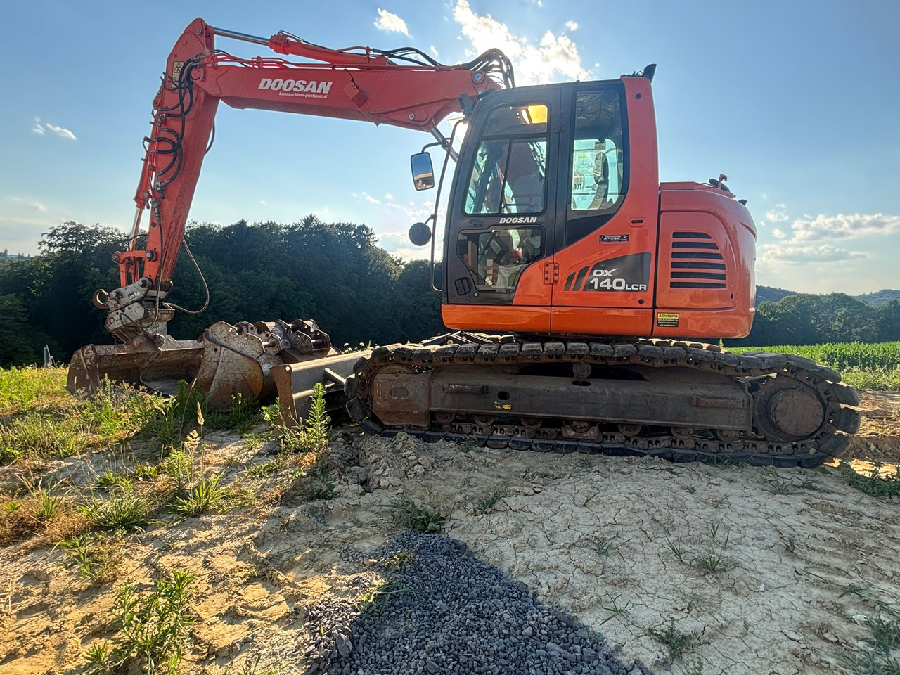 DOOSAN DX 140 LCR-3 - Bæltegravemaskine: billede 4 DOOSAN DX 140 LCR-3 - Bæltegravemaskine: billede 4