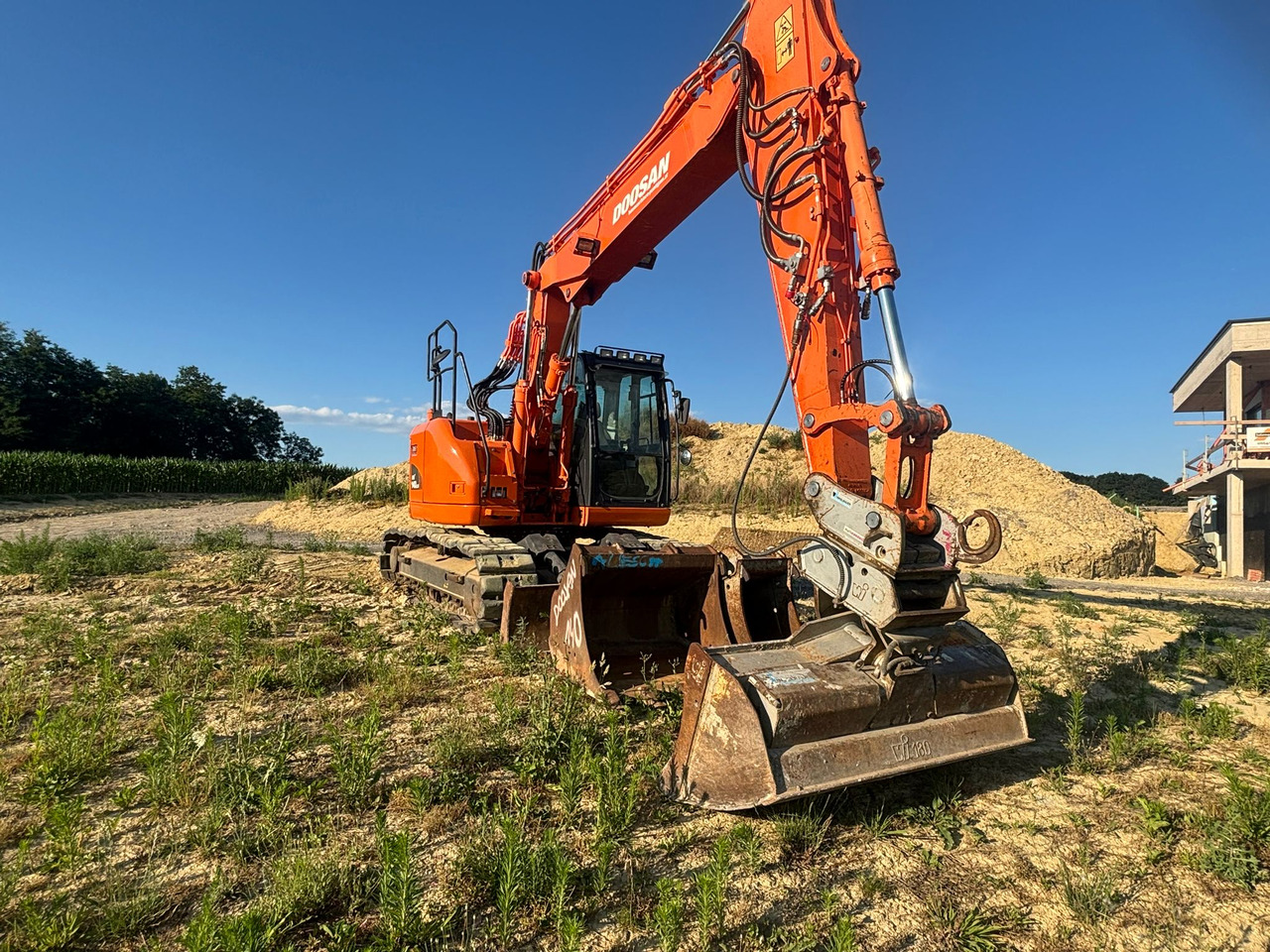 DOOSAN DX 140 LCR-3 - Bæltegravemaskine: billede 3 DOOSAN DX 140 LCR-3 - Bæltegravemaskine: billede 3