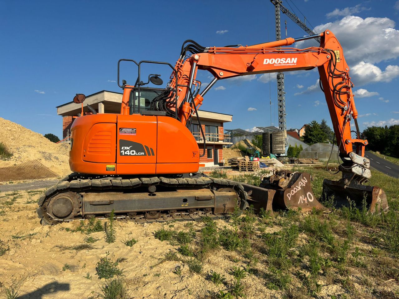 DOOSAN DX 140 LCR-3 - Bæltegravemaskine: billede 2 DOOSAN DX 140 LCR-3 - Bæltegravemaskine: billede 2
