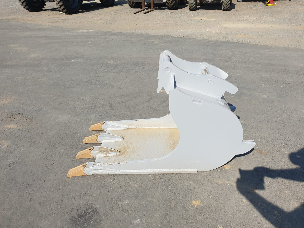 Geel / Martin SW 020 / MH 10 - Skovl til gravemaskine for Minigravemaskine: billede 1 Geel / Martin SW 020 / MH 10 - Skovl til gravemaskine for Minigravemaskine: billede 1