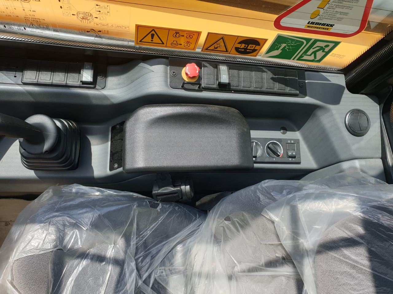 Teleskop truck LIEBHERR T 33-10: billede 13