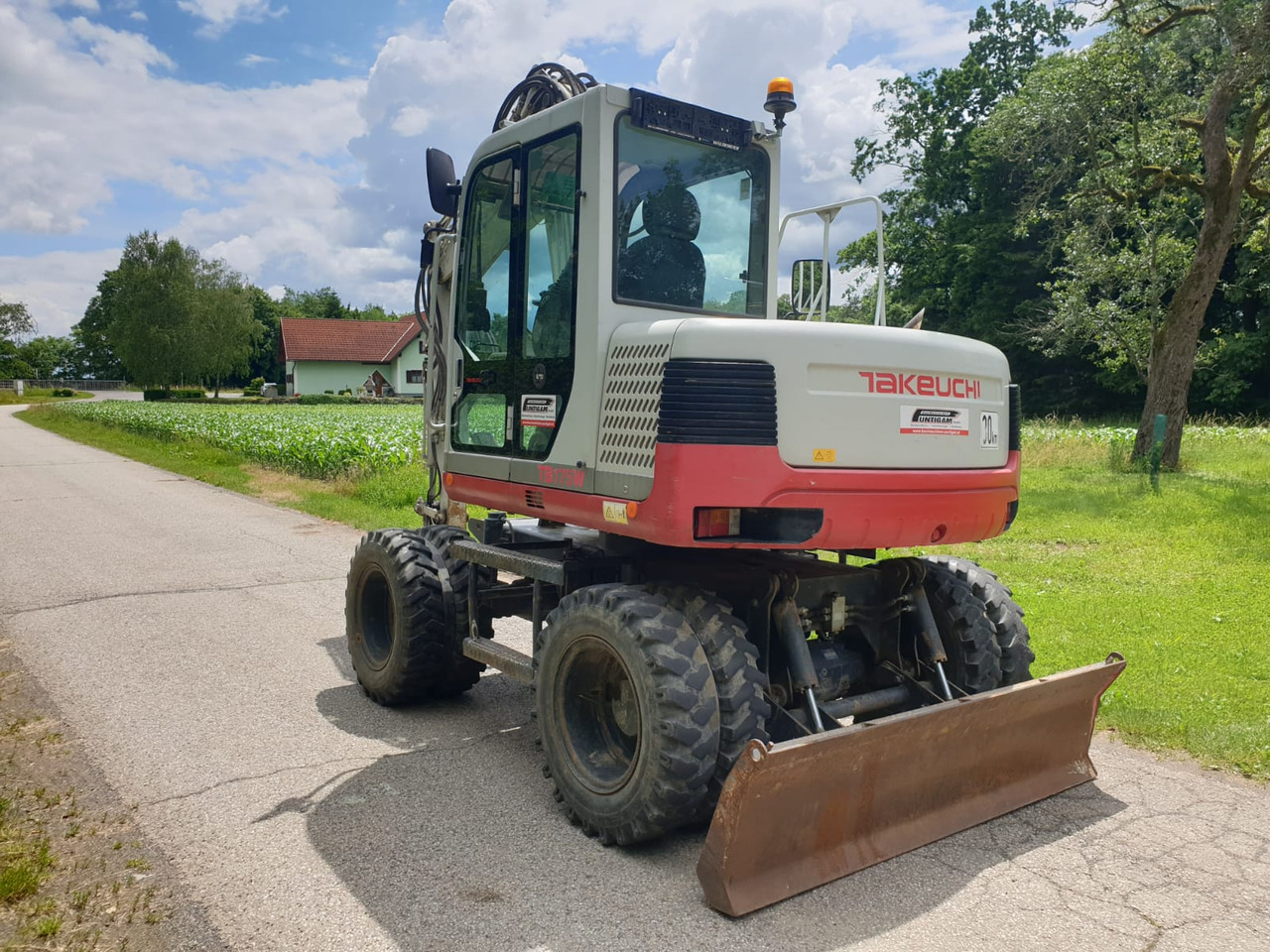 TAKEUCHI TB 175W - Hjulgravemaskine: billede 5 TAKEUCHI TB 175W - Hjulgravemaskine: billede 5