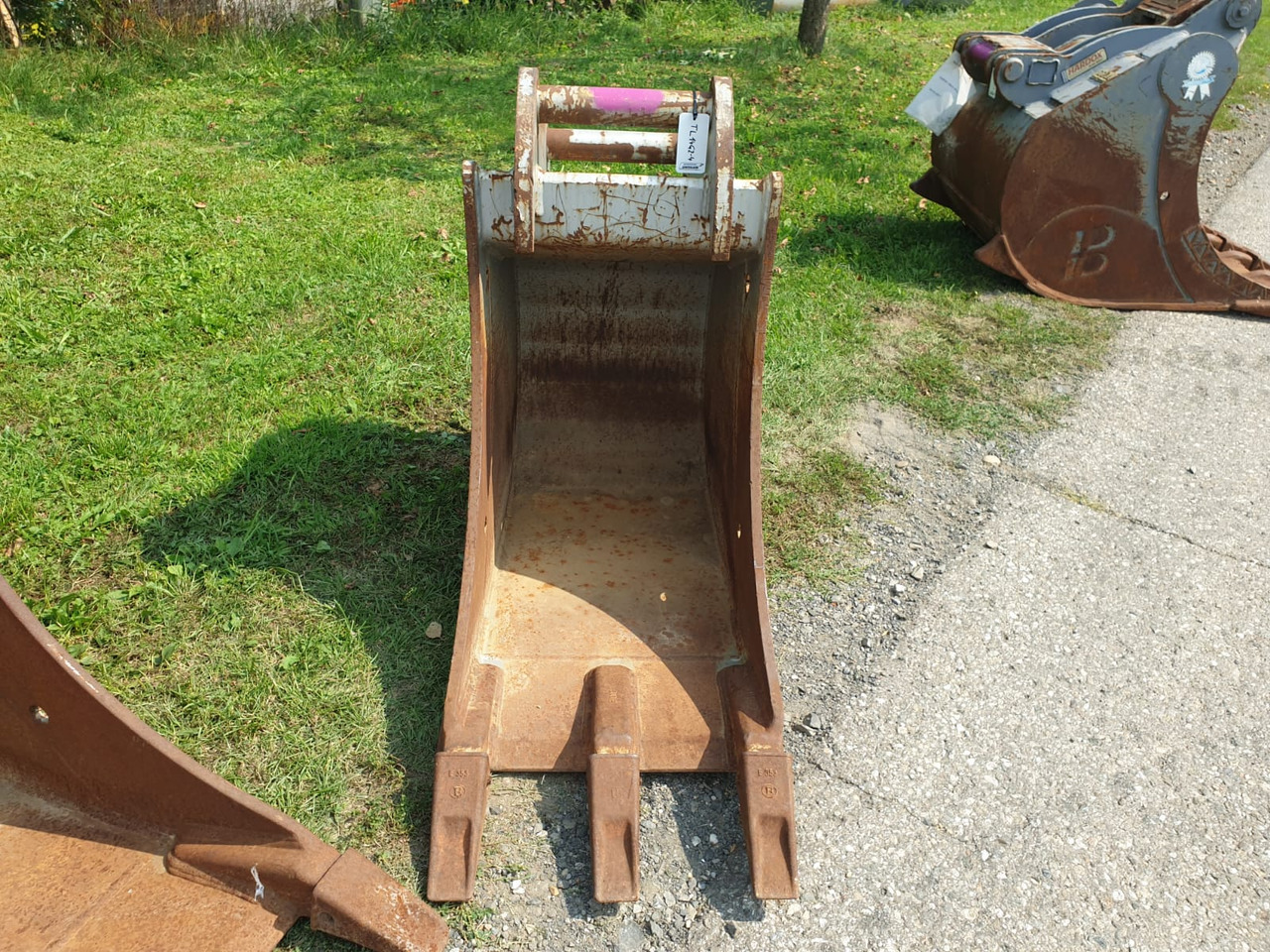 Winkelbauer Bucket 60 cm - Skovl til gravemaskine for Bæltegravemaskine: billede 1 Winkelbauer Bucket 60 cm - Skovl til gravemaskine for Bæltegravemaskine: billede 1