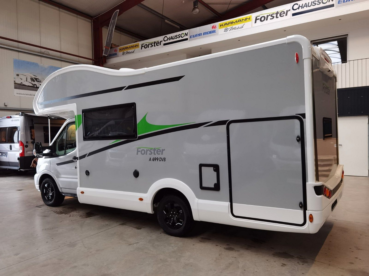 Forster A 699 DVB / -2026- / 165PS-8G AUTOMATIK - Autocamper med alkove: billede 5 Forster A 699 DVB / -2026- / 165PS-8G AUTOMATIK - Autocamper med alkove: billede 5