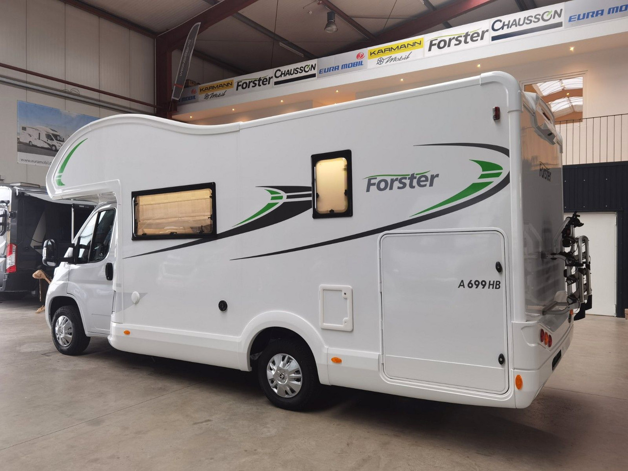 Forster A 699 HB /140PS / ZUBEHÖR - PAKET / 6x SITZP. - Autocamper med alkove: billede 5 Forster A 699 HB /140PS / ZUBEHÖR - PAKET / 6x SITZP. - Autocamper med alkove: billede 5