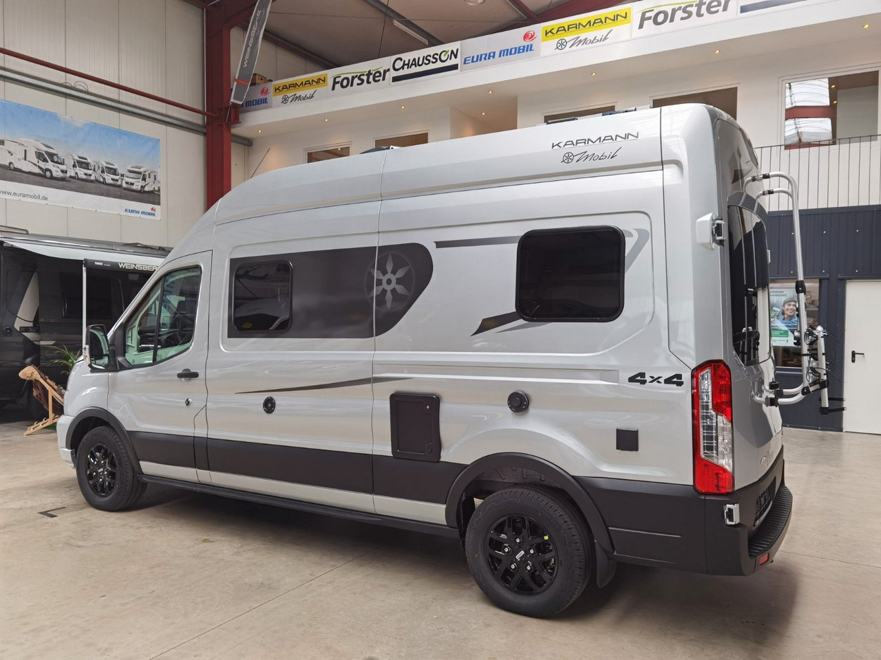 Karmann DEXTER 560 / 170PS - 4x4 / SOLAR & MARKISE & ALU - Camper van: billede 5 Karmann DEXTER 560 / 170PS - 4x4 / SOLAR & MARKISE & ALU - Camper van: billede 5