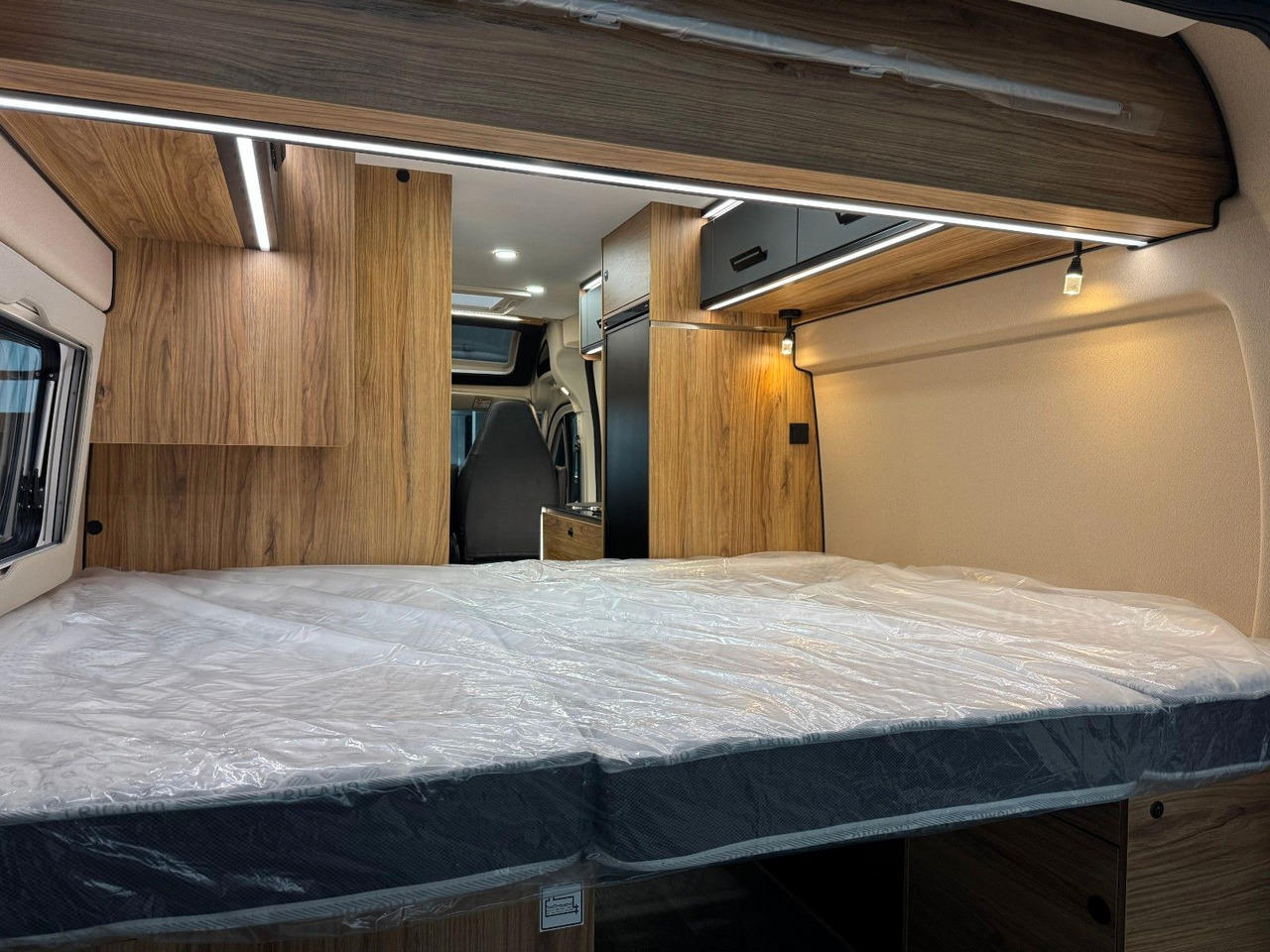 Leje en  Karmann DEXTER 580 / MODELL 2026 / CONCEPT PLUS-PAKET Karmann DEXTER 580 / MODELL 2026 / CONCEPT PLUS-PAKET: billede 11