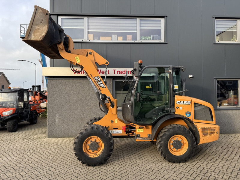Case 21F Shovel / Radlader / Wheel Loader 2016 Bucket & Forks 3970Hours - Gummihjulslæsser: billede 1 Case 21F Shovel / Radlader / Wheel Loader 2016 Bucket & Forks 3970Hours - Gummihjulslæsser: billede 1