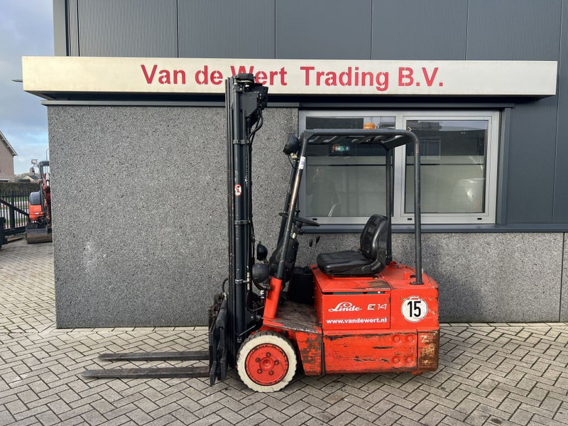 Linde e14 Heftruck Linde E14 Triplo 550 Freelift/Sideshift elektrisch - El gaffeltruck: billede 1 Linde e14 Heftruck Linde E14 Triplo 550 Freelift/Sideshift elektrisch - El gaffeltruck: billede 1