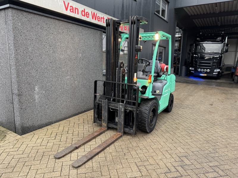Mitsubishi FG35N Triplo 475 Freelift / Sideshift LPG 2010 - Gas gaffeltruck: billede 3 Mitsubishi FG35N Triplo 475 Freelift / Sideshift LPG 2010 - Gas gaffeltruck: billede 3