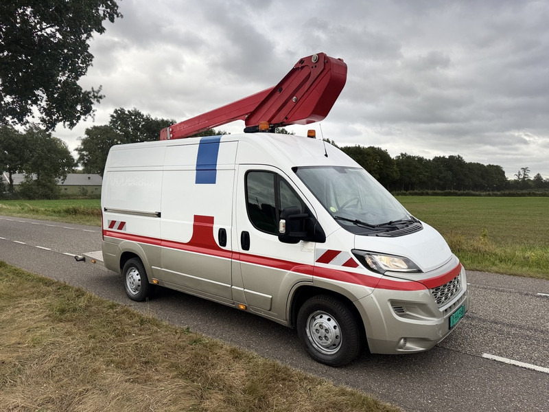 Peugeot 2.0HDI 13mtr werkhoogte 2018 - Lastbil med mandskabslift: billede 5 Peugeot 2.0HDI 13mtr werkhoogte 2018 - Lastbil med mandskabslift: billede 5