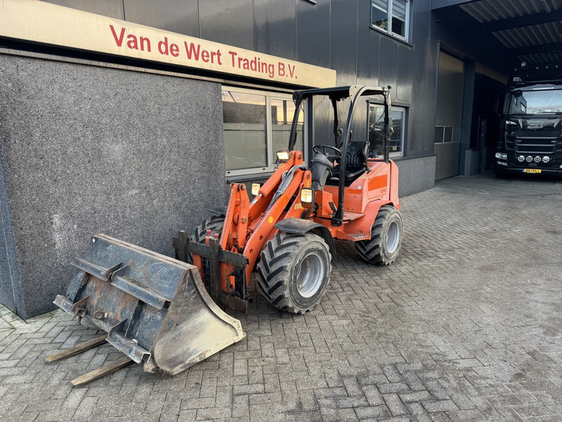 Schäffer Wiellader Schaffer - 2436 - shovel - wiellader - 200uur - 2011 - bak - vorkenbord - Gummihjulslæsser: billede 3 Schäffer Wiellader Schaffer - 2436 - shovel - wiellader - 200uur - 2011 - bak - vorkenbord - Gummihjulslæsser: billede 3