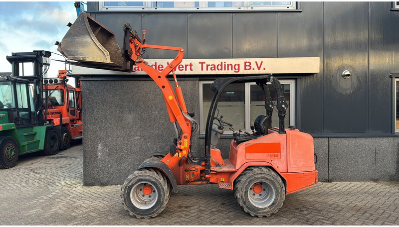 Schäffer Wiellader Schaffer - 2436 - shovel - wiellader - 200uur - 2011 - bak - vorkenbord - Gummihjulslæsser: billede 5 Schäffer Wiellader Schaffer - 2436 - shovel - wiellader - 200uur - 2011 - bak - vorkenbord - Gummihjulslæsser: billede 5