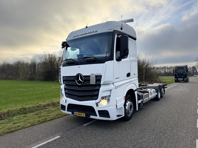 Mercedes-Benz Actros 2542LL 6X2 Full air / BDF Systeem / Chassis Cabine / ACC / AHK / TUV 4-2026 / NL TRUCK - Varebil: billede 2 Mercedes-Benz Actros 2542LL 6X2 Full air / BDF Systeem / Chassis Cabine / ACC / AHK / TUV 4-2026 / NL TRUCK - Varebil: billede 2