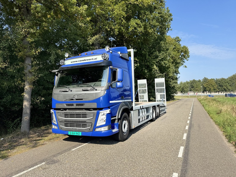 Volvo FM370 6X2 Machine Transporter / Oprij Vrachtwagen 2019 / EURO 6 / 550DKM / Steering Wheel / APK 11-2026 - Biltransportør lastbil: billede 2 Volvo FM370 6X2 Machine Transporter / Oprij Vrachtwagen 2019 / EURO 6 / 550DKM / Steering Wheel / APK 11-2026 - Biltransportør lastbil: billede 2