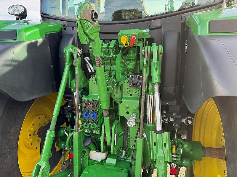 John Deere 6R130 AP 50KM + VOORLADER 2023 895 UUR STEEKASSEN!!! - Traktor: billede 4 John Deere 6R130 AP 50KM + VOORLADER 2023 895 UUR STEEKASSEN!!! - Traktor: billede 4
