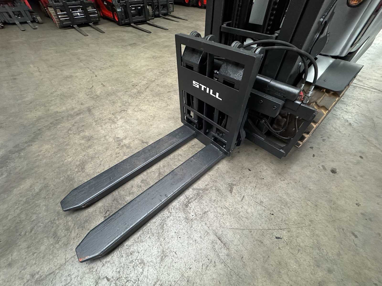 Gaffeltruck 10/2025 SERVICE + UVV 11/2026 STILL RX60-50 5.000KG TRIPLEX 538CM 3.+4. VALVE ELECTRIC FORKLIFT 19.908 HOURS: billede 10