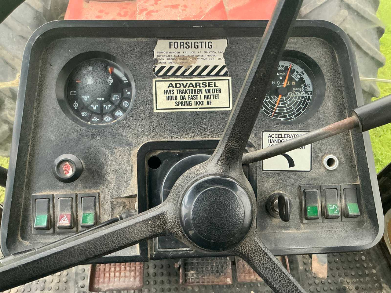 Traktor 1986 CASE 1455 XL ALL-WHEEL DRIVE FARM TRACTOR: billede 10