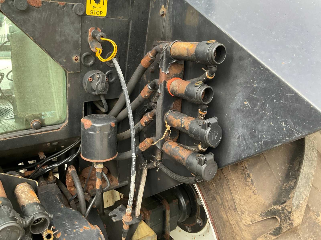 Traktor 1996 VALMET 6400 HI-TROL ALL-WHEEL DRIVE FARM TRACTOR: billede 15