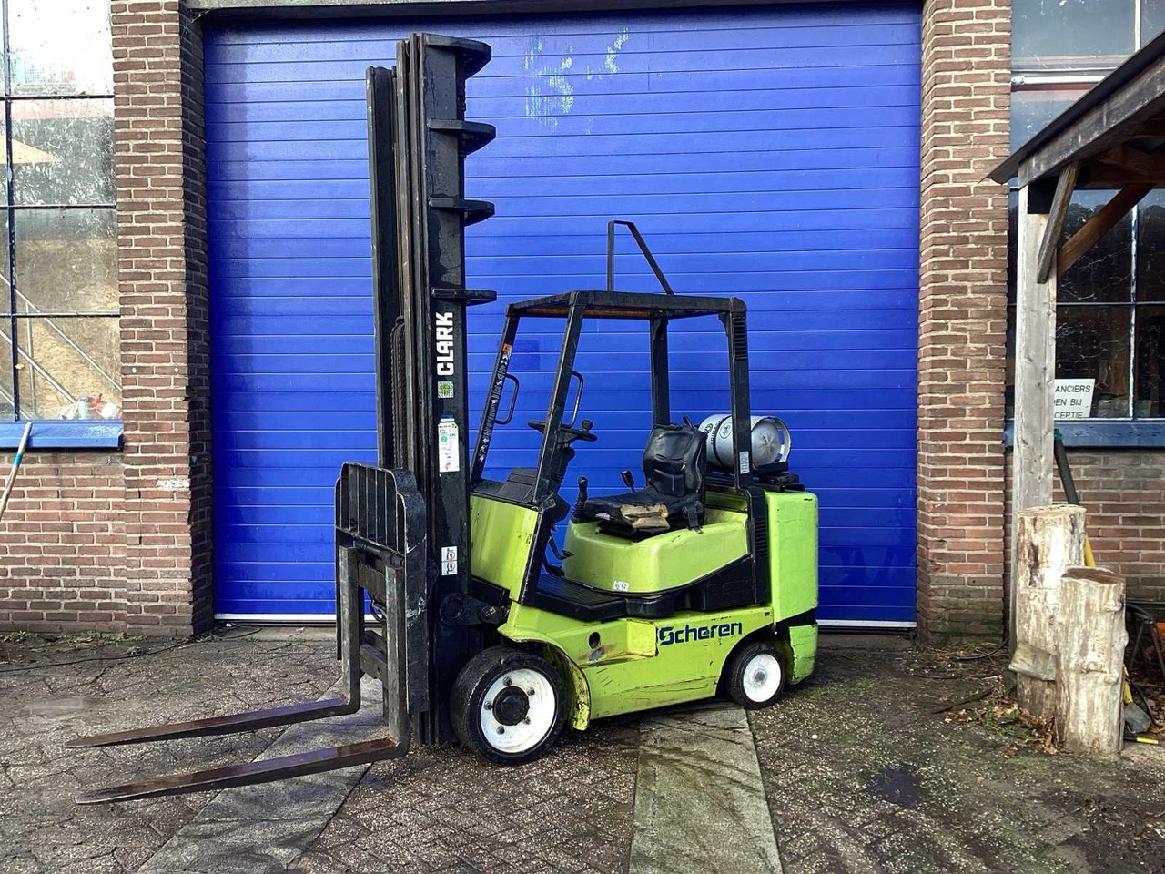 1999 CLARK CGC30 FORKLIFT 7300 MM - Gaffeltruck: billede 1 1999 CLARK CGC30 FORKLIFT 7300 MM - Gaffeltruck: billede 1