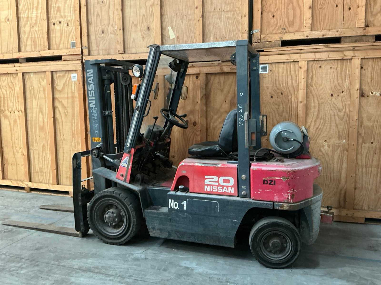 2000 NISSAN PJ02 FORKLIFT - Gaffeltruck: billede 2 2000 NISSAN PJ02 FORKLIFT - Gaffeltruck: billede 2
