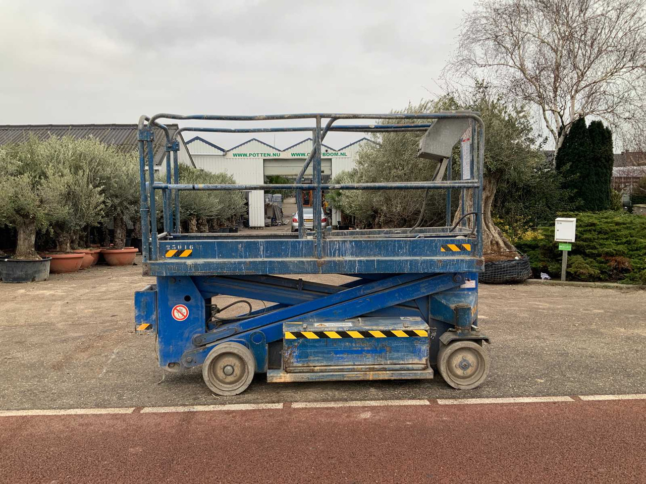 2000 UPRIGHT SL20 AERIAL WORK PLATFORM - Lift: billede 5 2000 UPRIGHT SL20 AERIAL WORK PLATFORM - Lift: billede 5