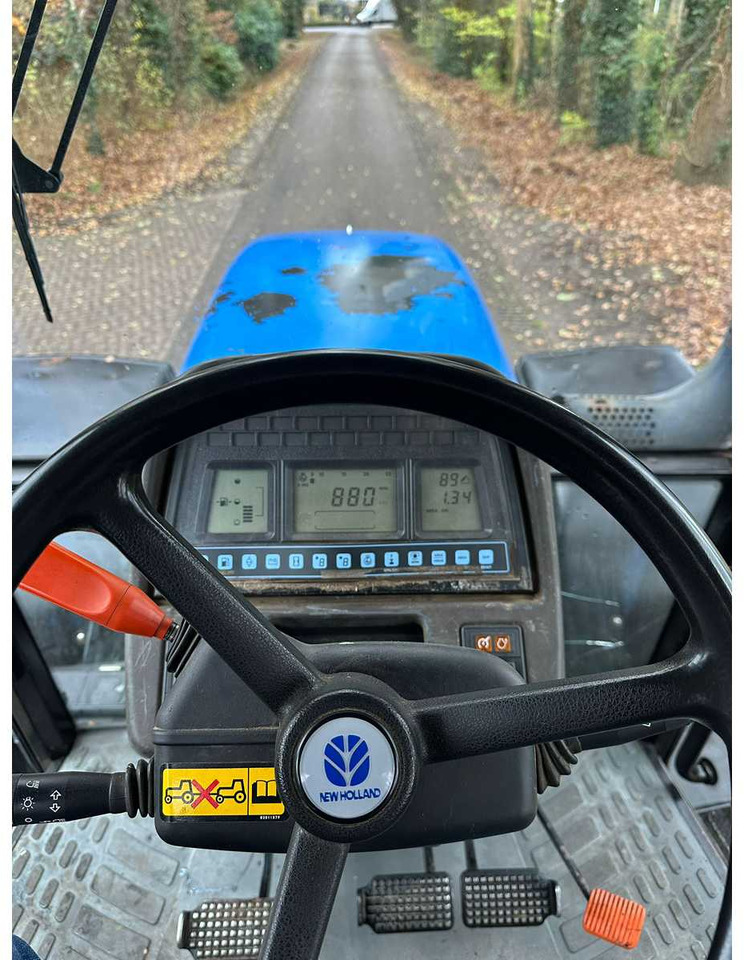 2004 NEW HOLLAND T/M 175 FOUR WHEEL DRIVE FARM TRACTOR - Traktor: billede 5 2004 NEW HOLLAND T/M 175 FOUR WHEEL DRIVE FARM TRACTOR - Traktor: billede 5