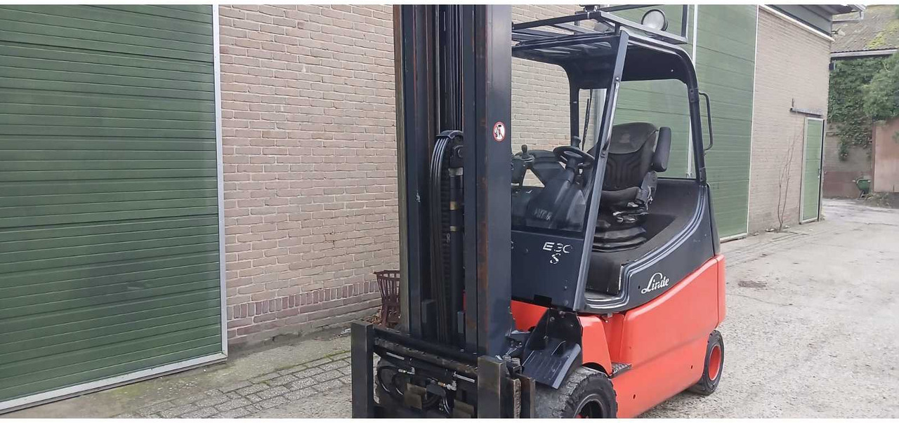 2006 LINDE E30 FORKLIFT - Gaffeltruck: billede 2 2006 LINDE E30 FORKLIFT - Gaffeltruck: billede 2