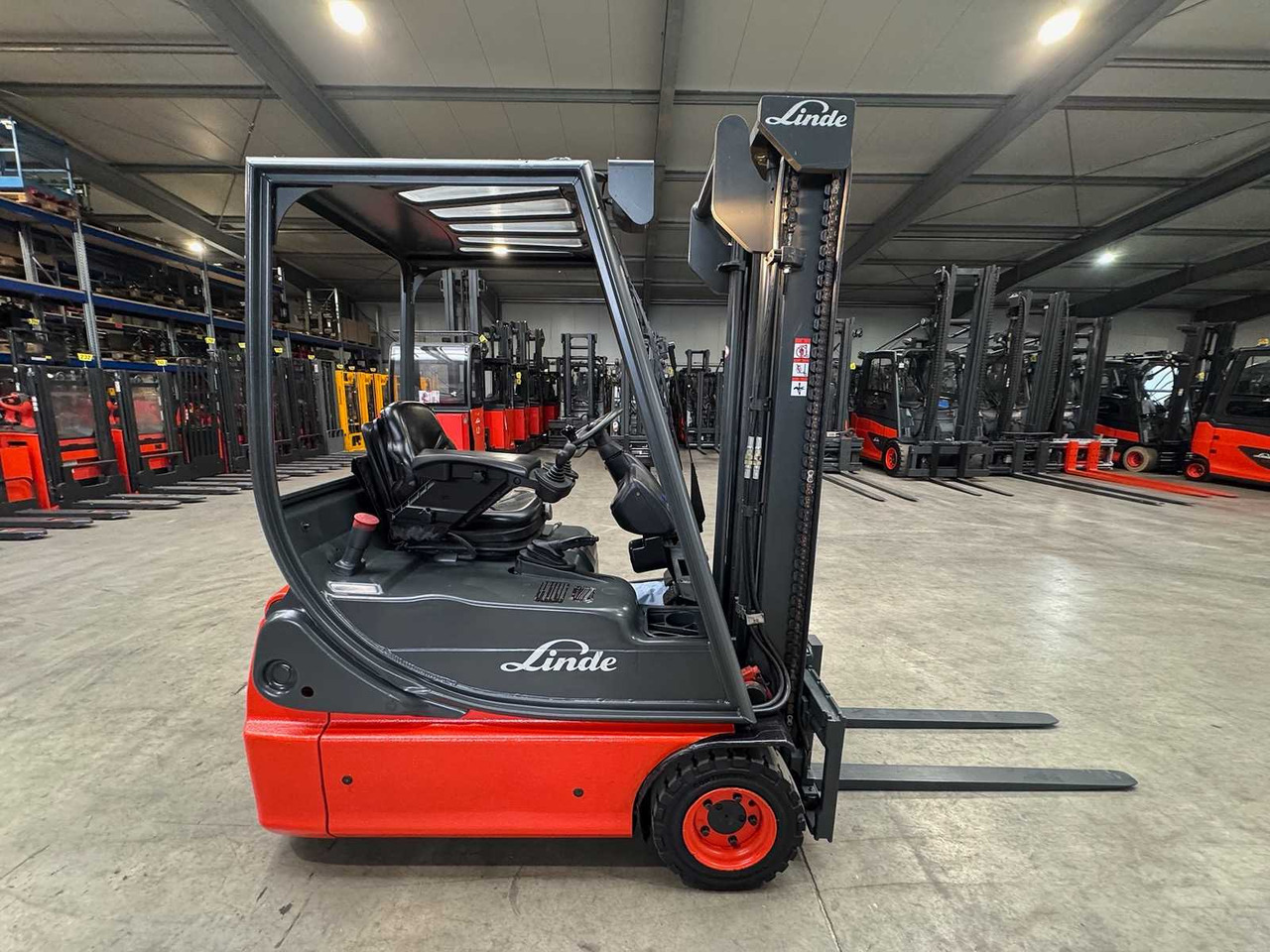 2006 SERVICE + UVV 12/2026 LINDE E14 2,977 HOURS 4X TIRES NEW ELECTRIC FORKLIFT. E20 E16 - Gaffeltruck: billede 5 2006 SERVICE + UVV 12/2026 LINDE E14 2,977 HOURS 4X TIRES NEW ELECTRIC FORKLIFT. E20 E16 - Gaffeltruck: billede 5
