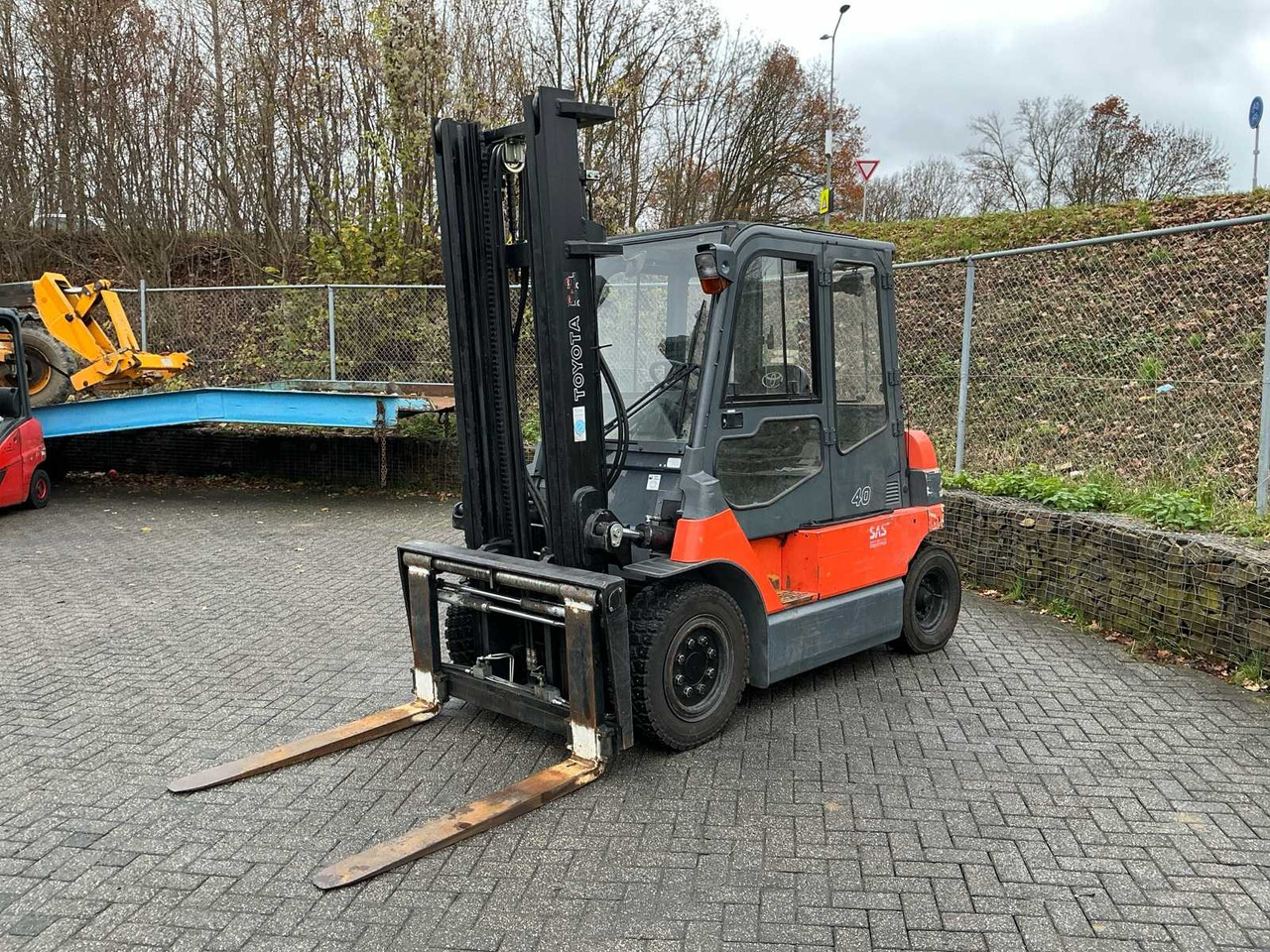 2006 TOYOTA 7FBMF40 FORKLIFT - Gaffeltruck: billede 1 2006 TOYOTA 7FBMF40 FORKLIFT - Gaffeltruck: billede 1