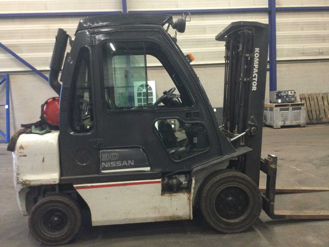 2007 NISSAN UGD02A30PQ FORKLIFT - Gaffeltruck: billede 4 2007 NISSAN UGD02A30PQ FORKLIFT - Gaffeltruck: billede 4