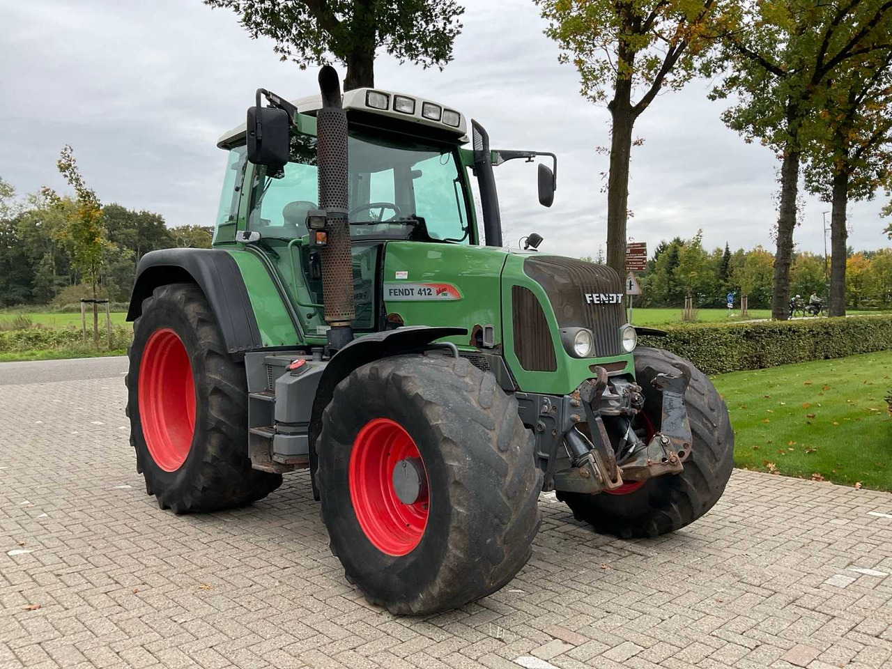 2008 FENDT 412 VARIO TMS ALL-WHEEL DRIVE AGRICULTURAL TRACTOR - Traktor: billede 3 2008 FENDT 412 VARIO TMS ALL-WHEEL DRIVE AGRICULTURAL TRACTOR - Traktor: billede 3