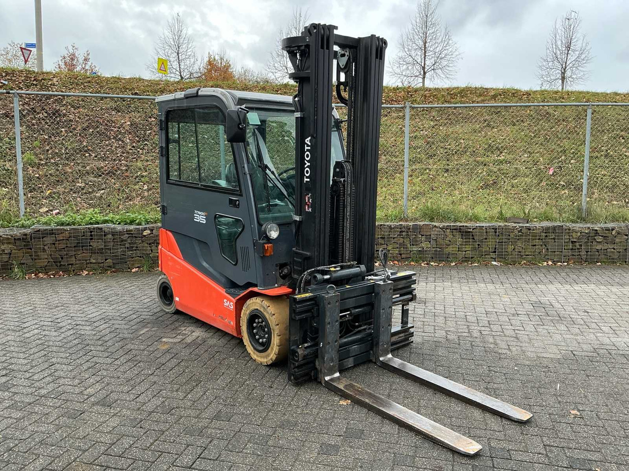2017 TOYOTA 8FBMT35 FORKLIFT - Gaffeltruck: billede 3 2017 TOYOTA 8FBMT35 FORKLIFT - Gaffeltruck: billede 3
