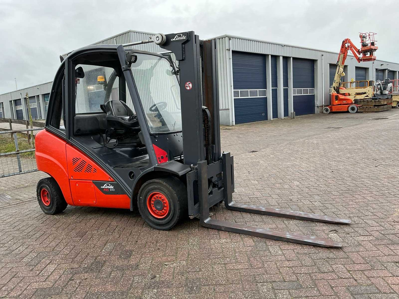 2018 LINDE H35D-02 FORKLIFT TRUCK - Gaffeltruck: billede 3 2018 LINDE H35D-02 FORKLIFT TRUCK - Gaffeltruck: billede 3