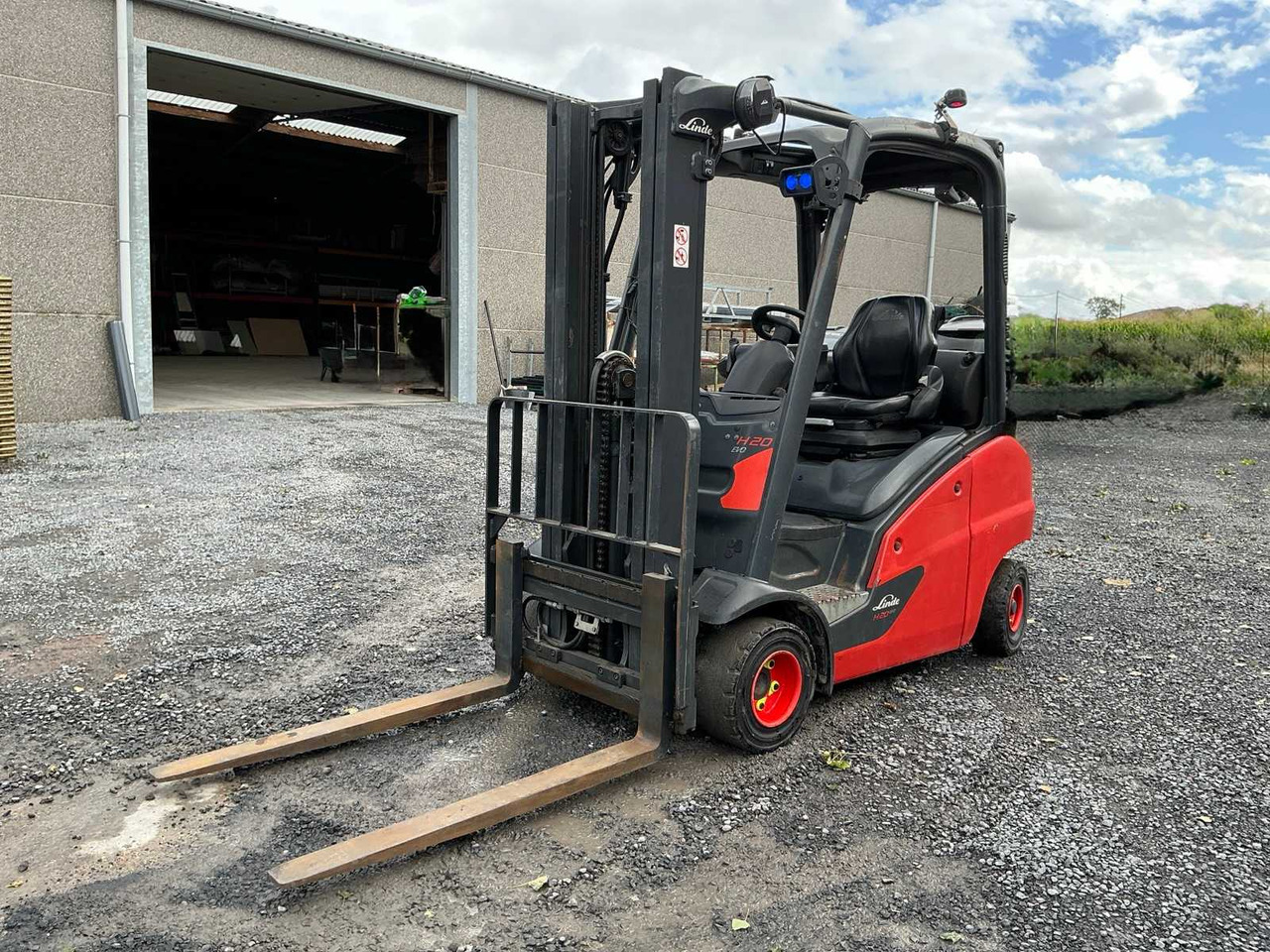 2020 LINDE H20T-01 FORKLIFT - Gaffeltruck: billede 1 2020 LINDE H20T-01 FORKLIFT - Gaffeltruck: billede 1